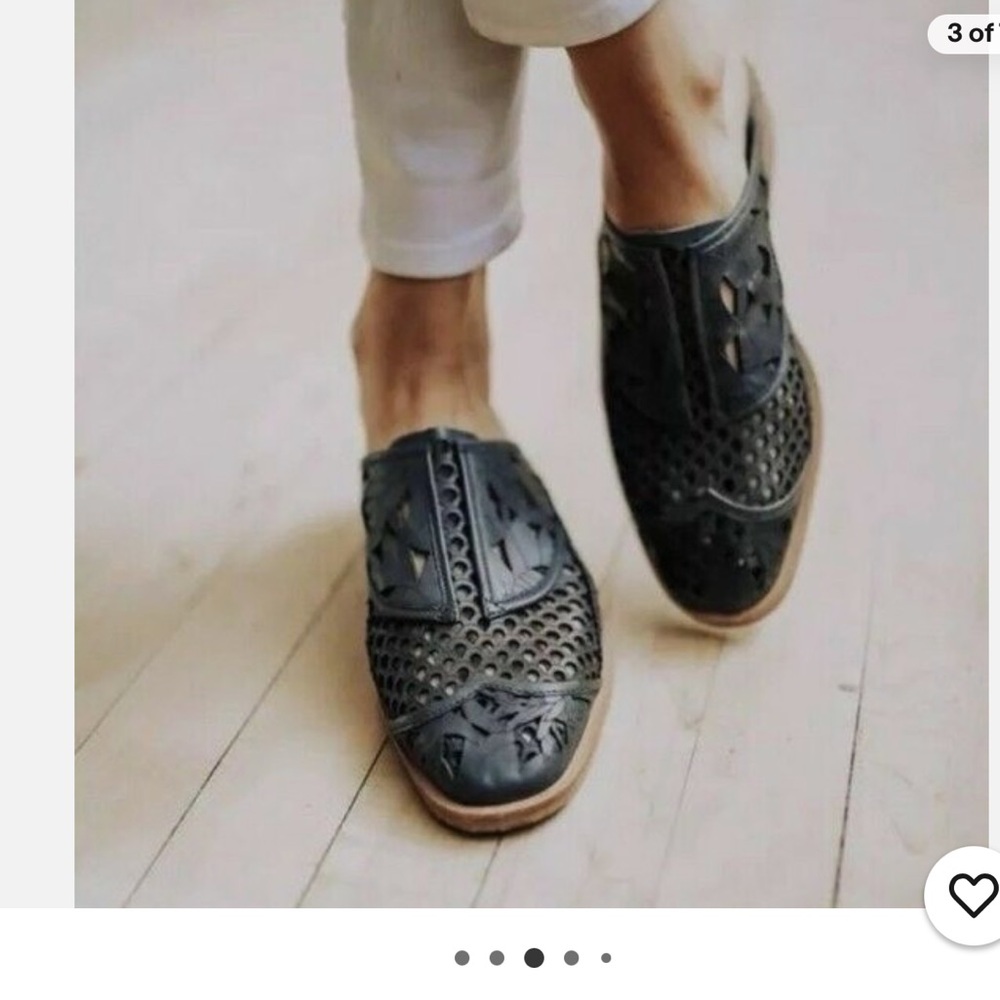 Free People Black Leather Laser-Cut Mule with Natural Wood Sole - Picture 3 of 8